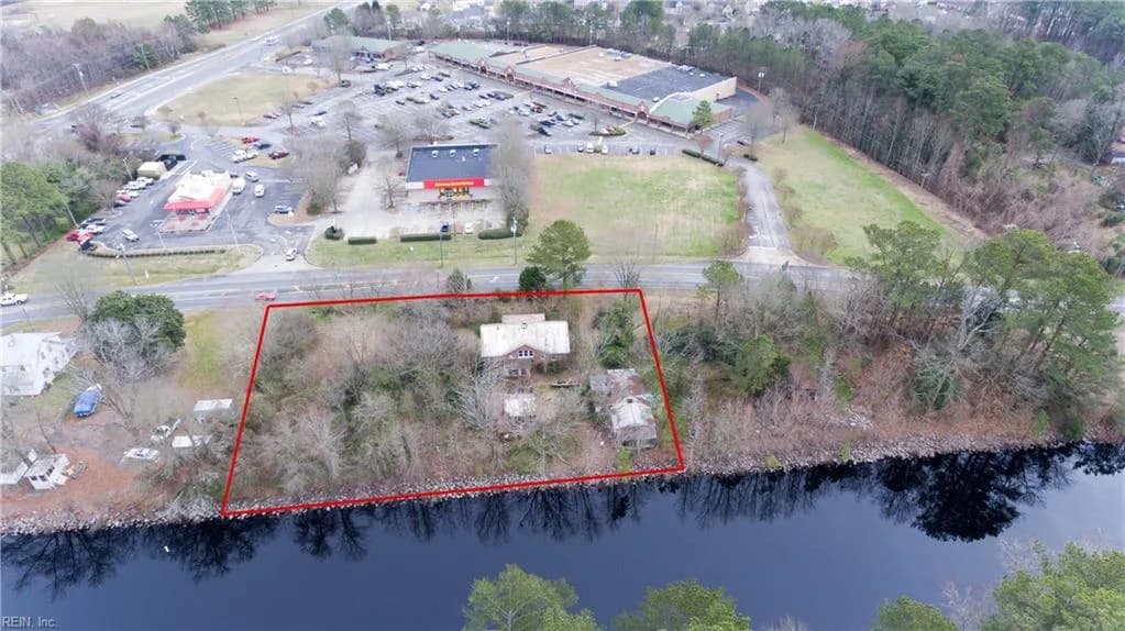 128 George Washington Highway S, Chesapeake VA 23323 - Photo 2