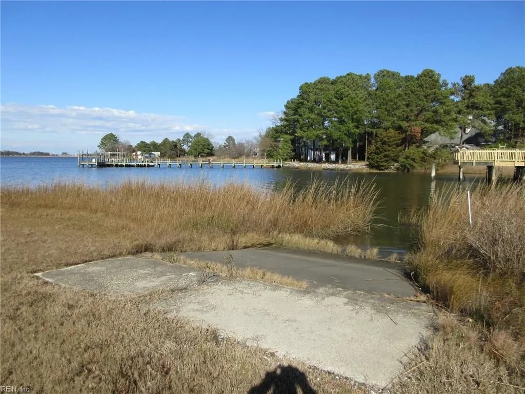 43 Hampshire Drive, Hampton VA 23669 - Photo 4