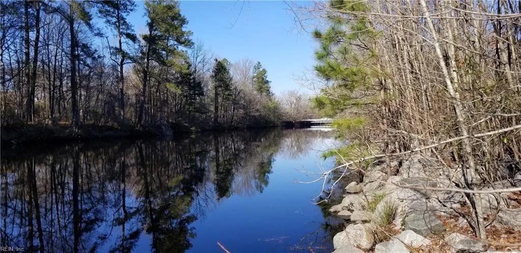 Par B George Washington Highway S, Chesapeake VA 23323