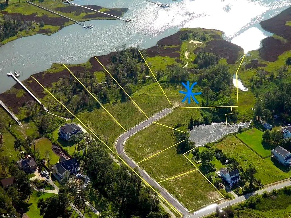 7 Dove Point Trail, Poquoson VA 23662