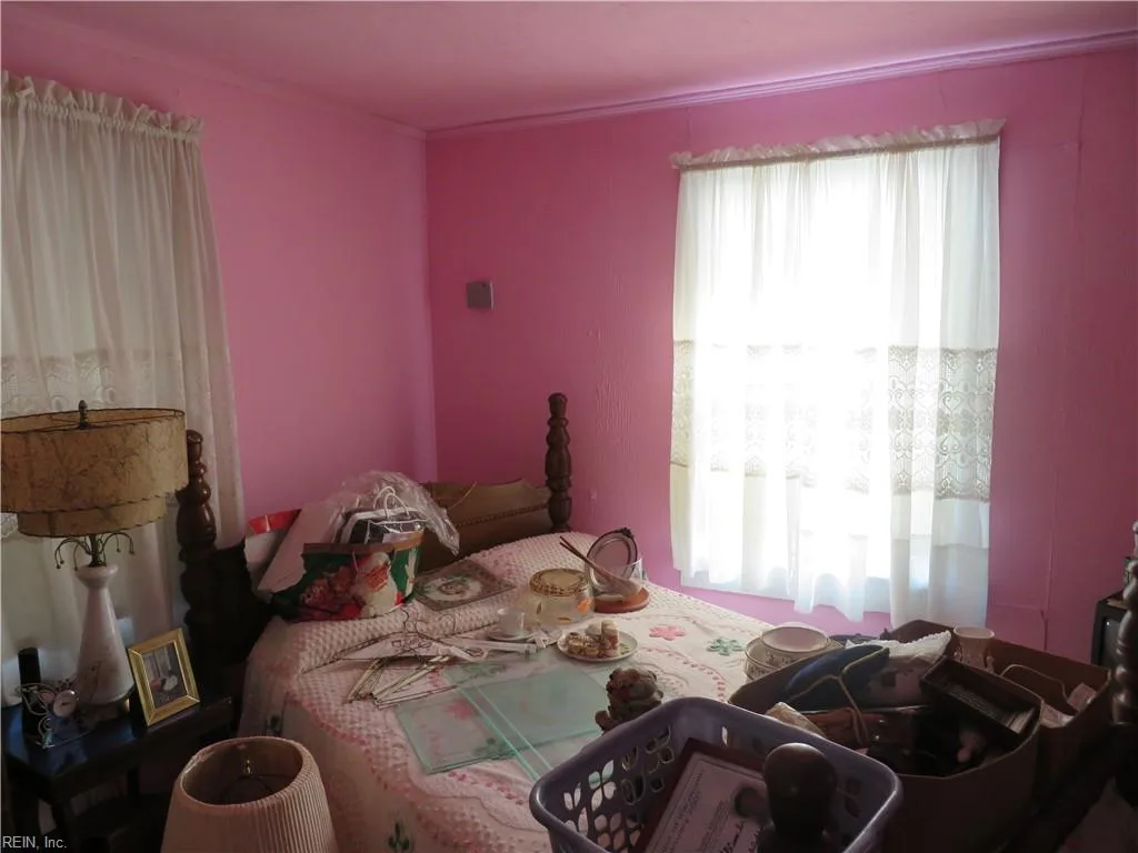 1041 Bells Mill Road, Chesapeake VA 23322 - Photo 4