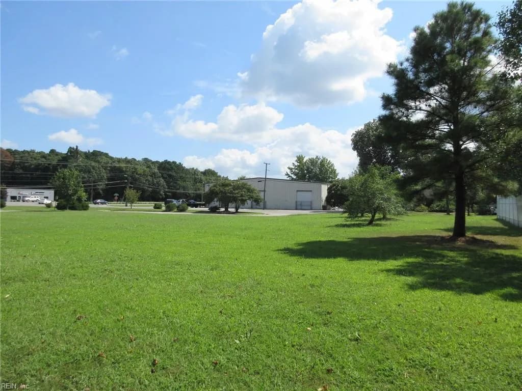 2019 George Washington Memorial Highway, Yorktown VA 23693 - Photo 5