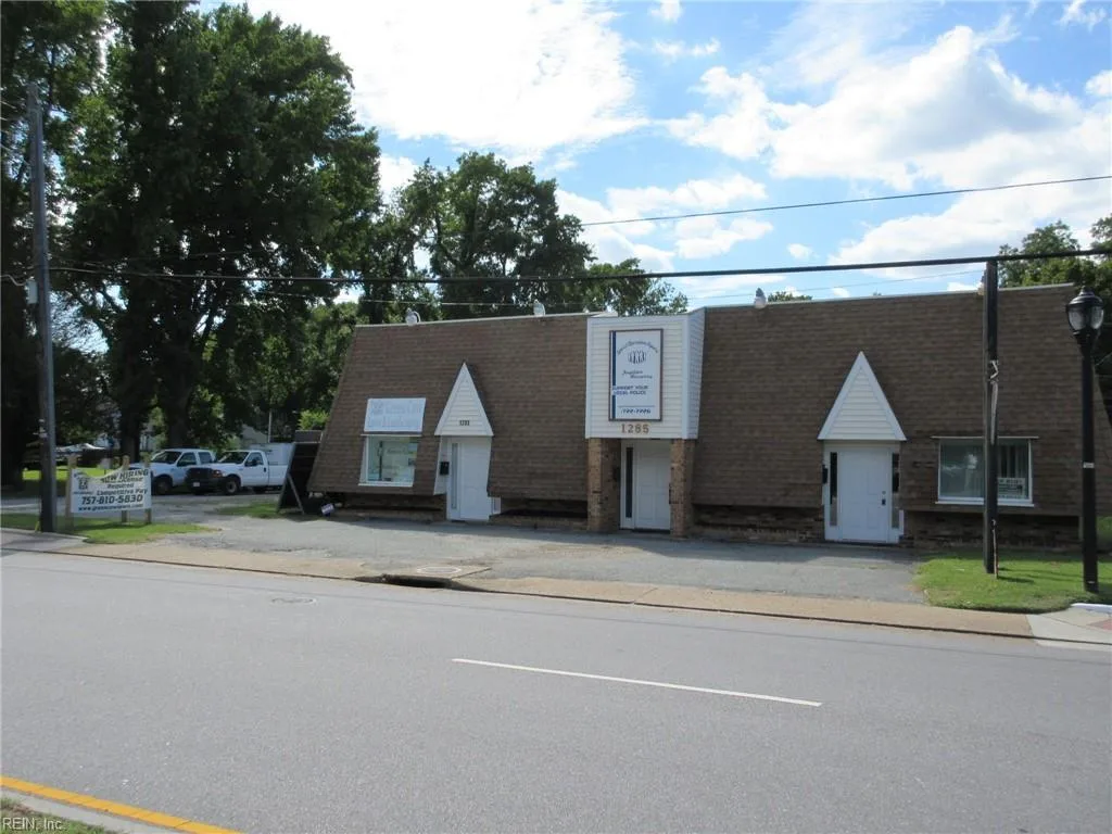 1283 N King Street, Hampton VA 23669