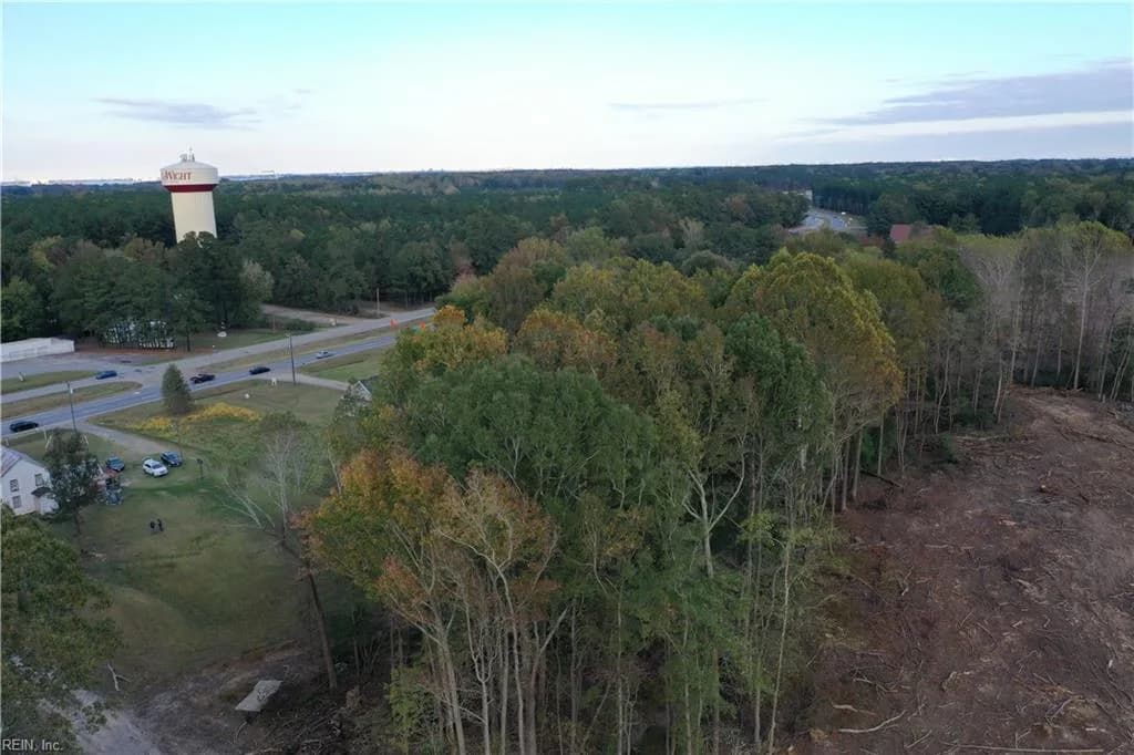 22056 Brewers Neck Boulevard, Carrollton VA 23314 - Photo 5