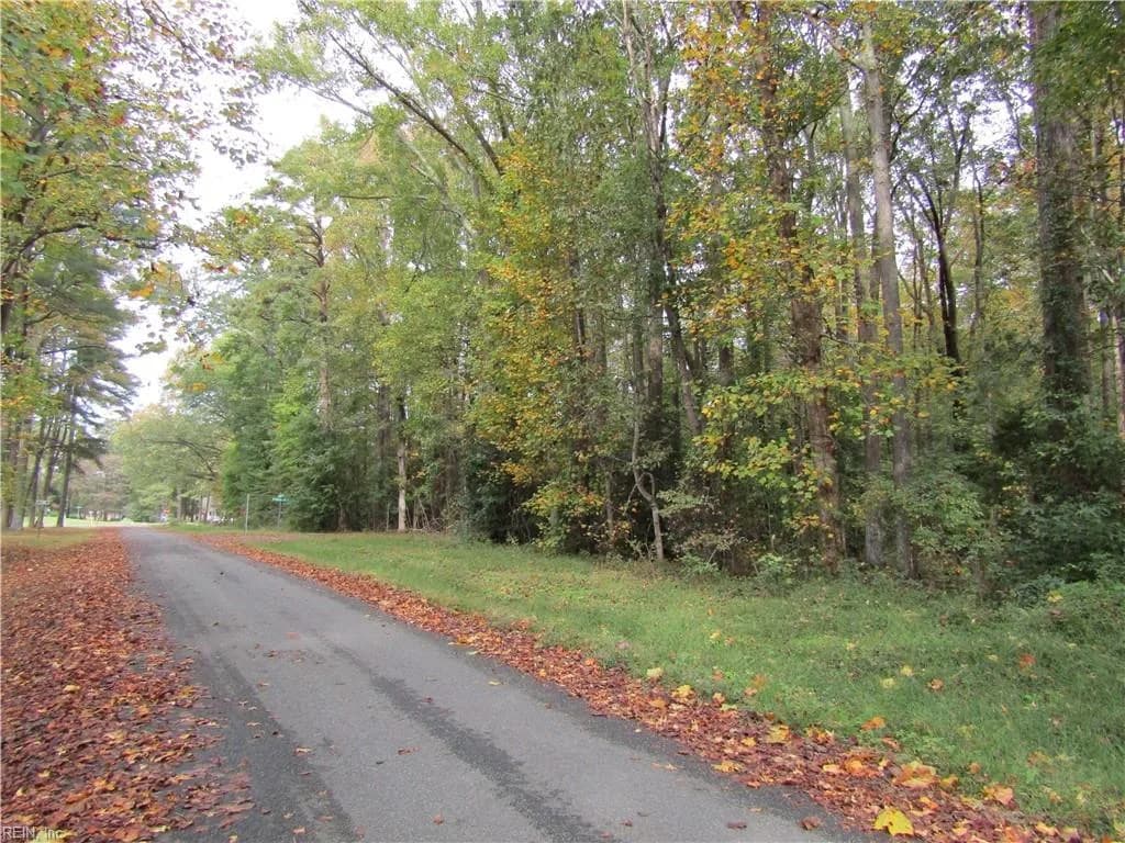 0.33 Powhatan Road, Kilmarnock VA 22482 - Photo 2
