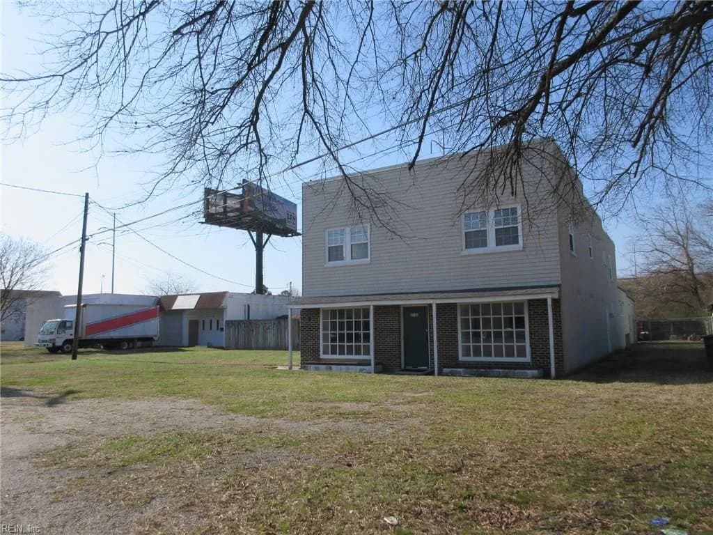 2538 W Pembroke Avenue, Hampton VA 23661 - Photo 5