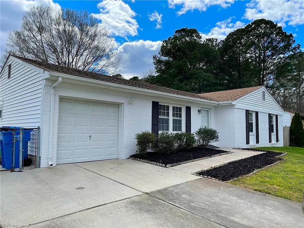 3404 Newport Drive, Chesapeake VA 23321 - Photo 3