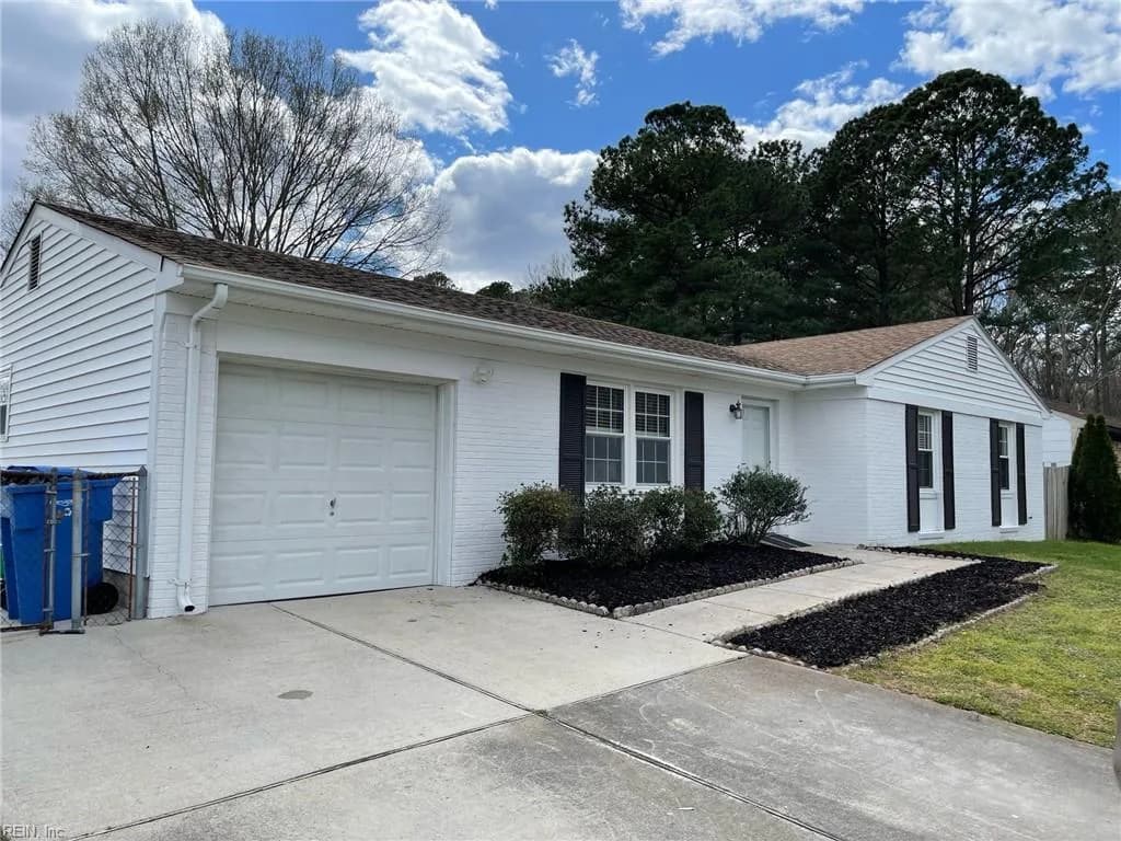3404 Newport Drive, Chesapeake VA 23321 - Photo 3