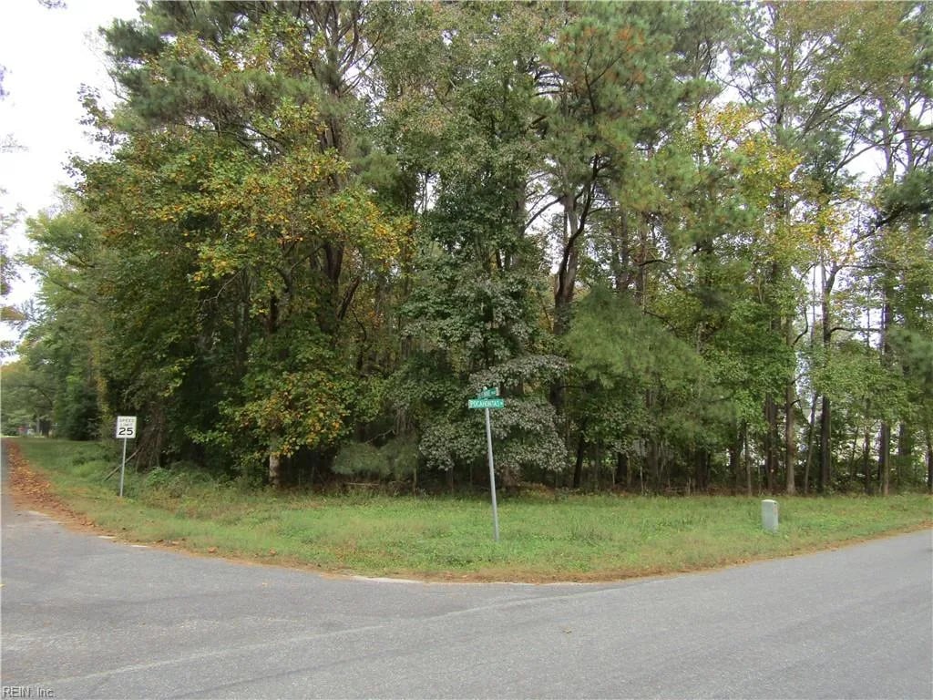 .39AC Pocahontas Road, Kilmarnock VA 22482