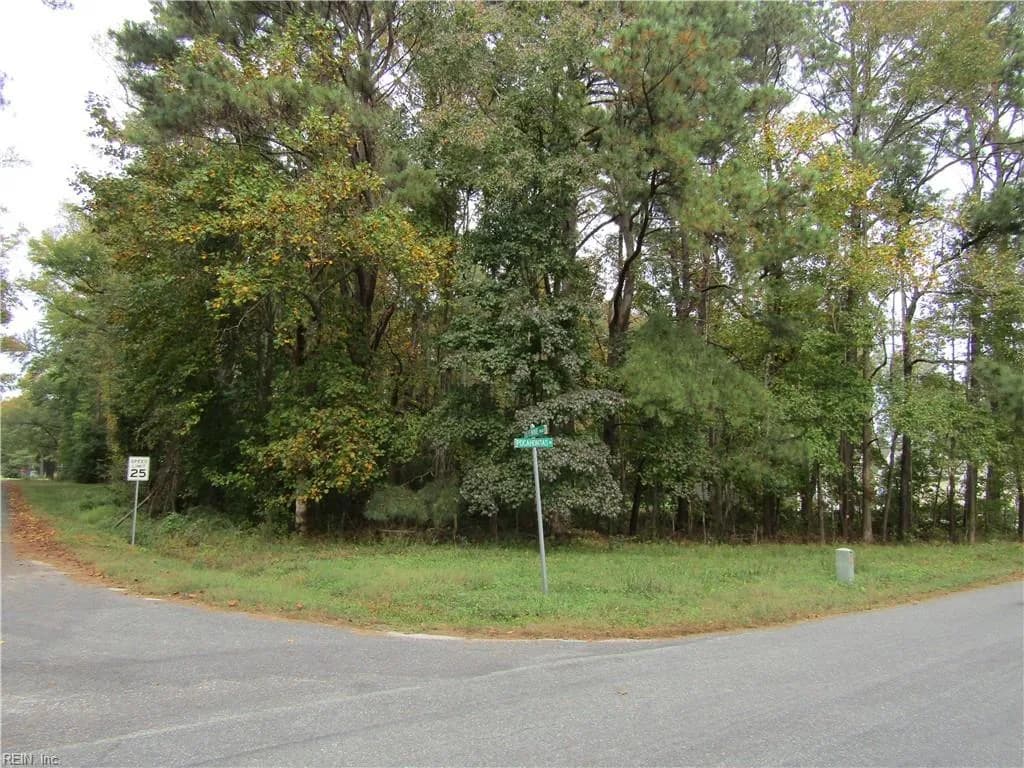 .39AC Pocahontas Road, Kilmarnock VA 22482 - Photo 2