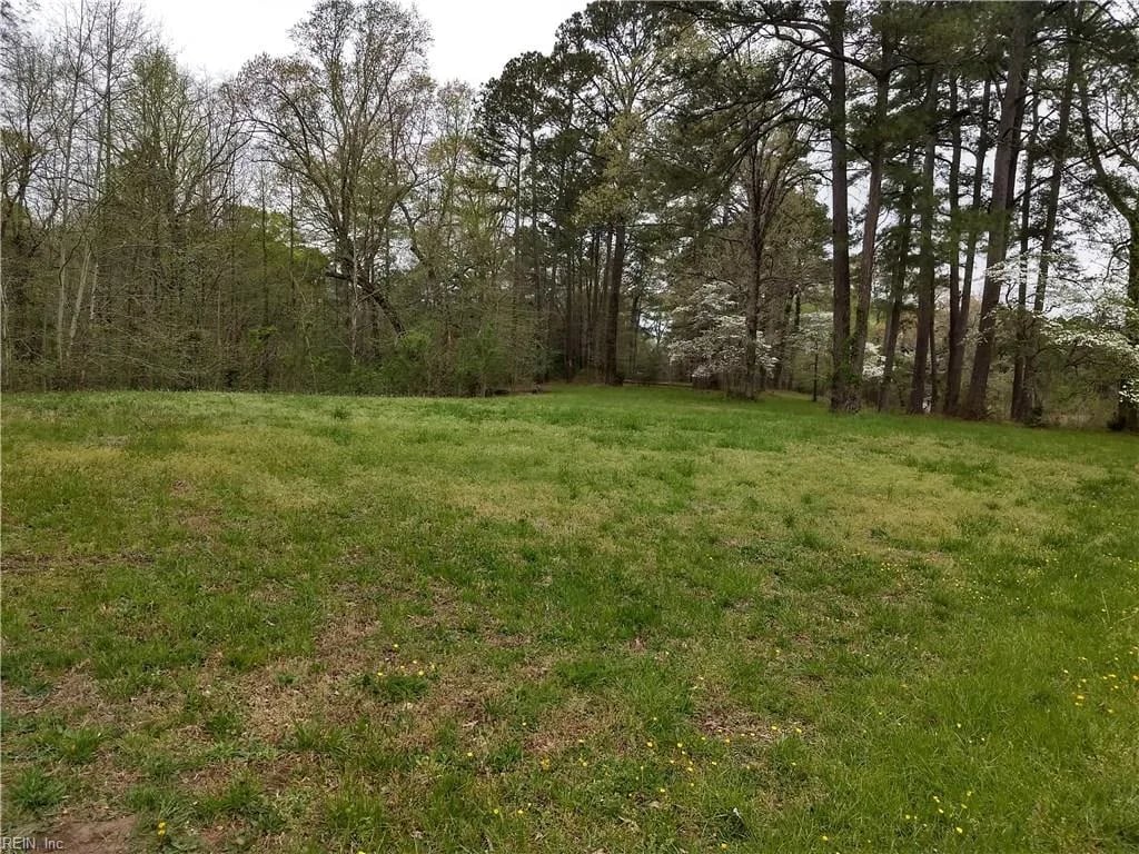 1 Gayle Way, Carrollton VA 23314