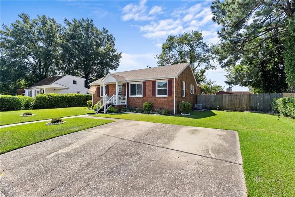 2329 Dominion Avenue, Norfolk VA 23518 - Photo 3