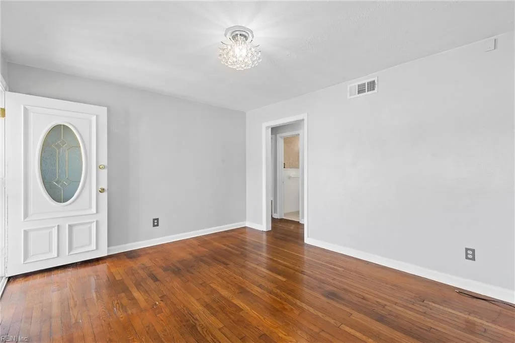 2329 Dominion Avenue, Norfolk VA 23518 - Photo 5
