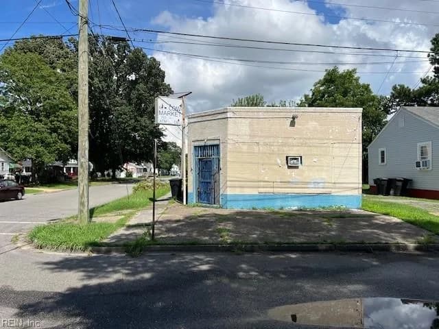 2101 Piedmont Avenue, Portsmouth VA 23704 - Main photo