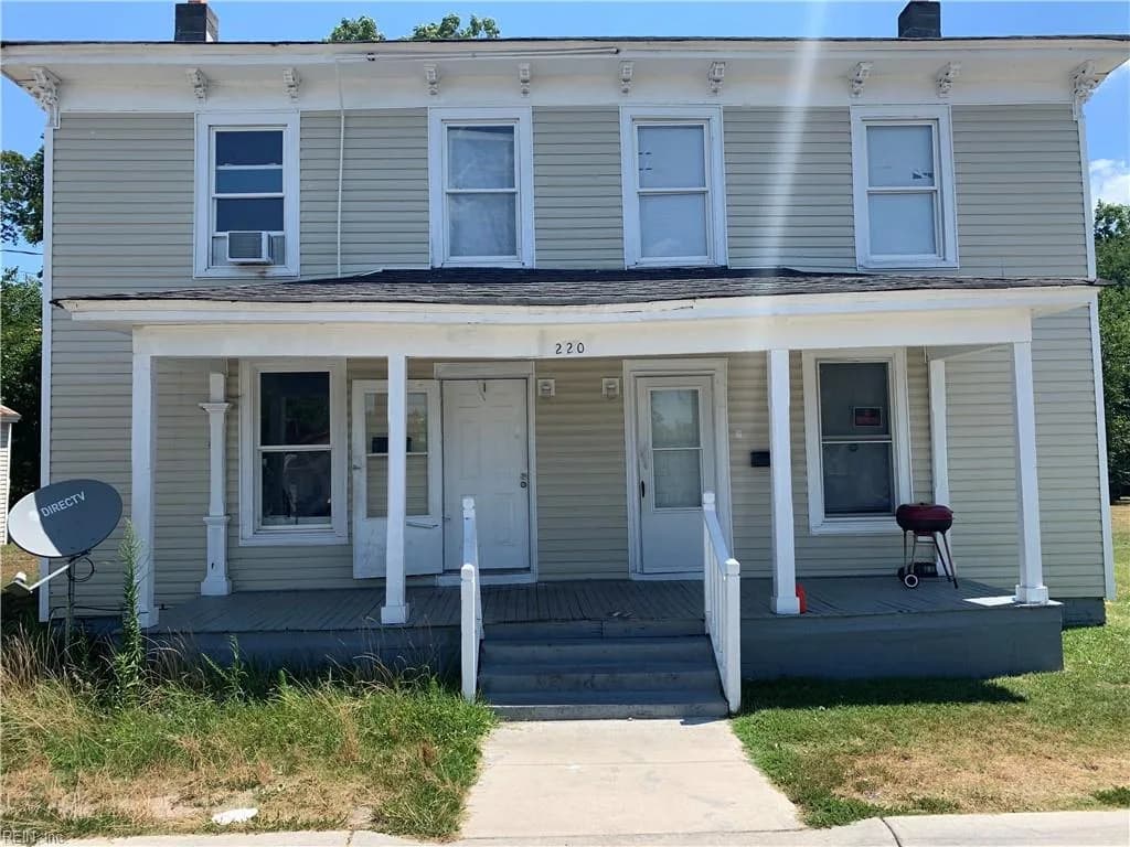 220 N Lloyd Street, Suffolk VA 23434 - Main photo