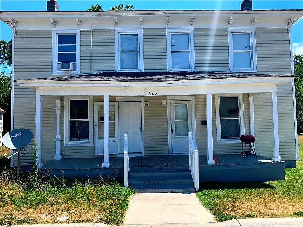 220 N Lloyd Street, Suffolk — Multi Family Residential, 2,000 sqft