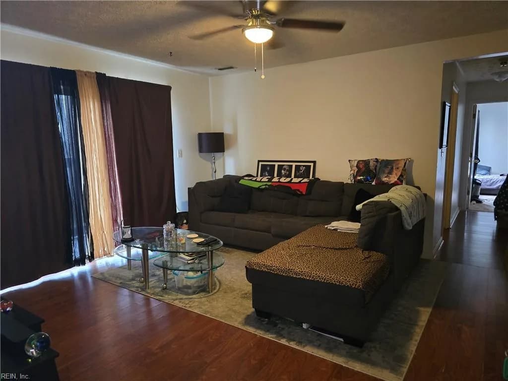 113 Davenport Court #2, Hampton VA 23666 - Photo 4