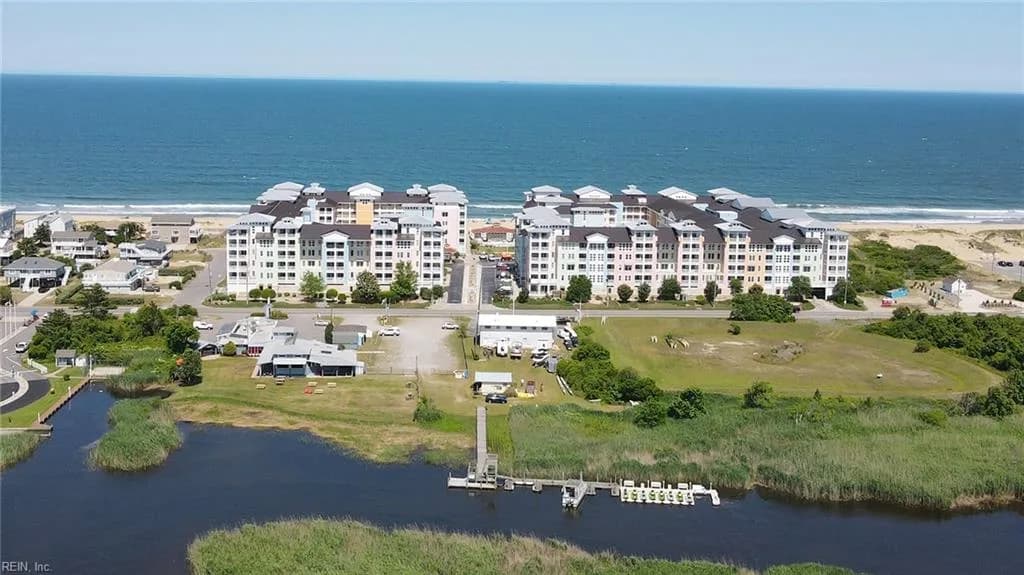 3738 Sandpiper Road #102B, Virginia Beach VA 23456 - Photo 3