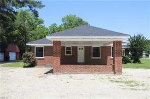 132 S County Drive, Wakefield VA 23888 - Photo 5