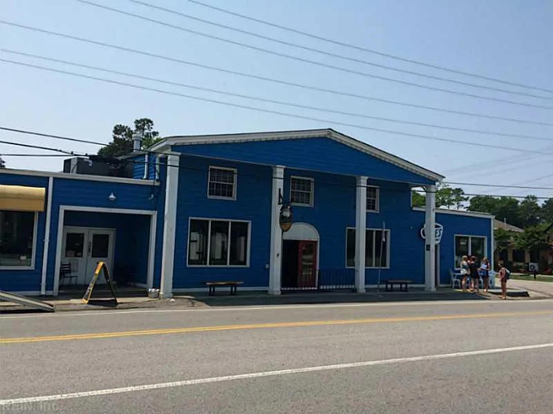 633 10th Street, Virginia Beach VA 23451