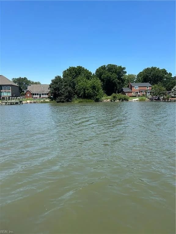 17 Seaview Drive, Hampton VA 23664 - Photo 4