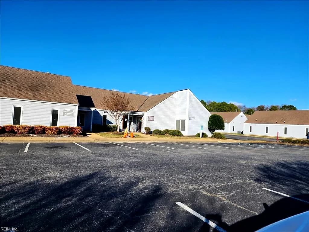 2200 Executive Drive #BCD, Hampton VA 23666 - Main photo