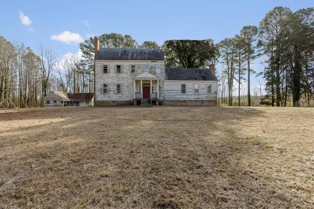 13894 Rolfe Highway, Surry VA 23883