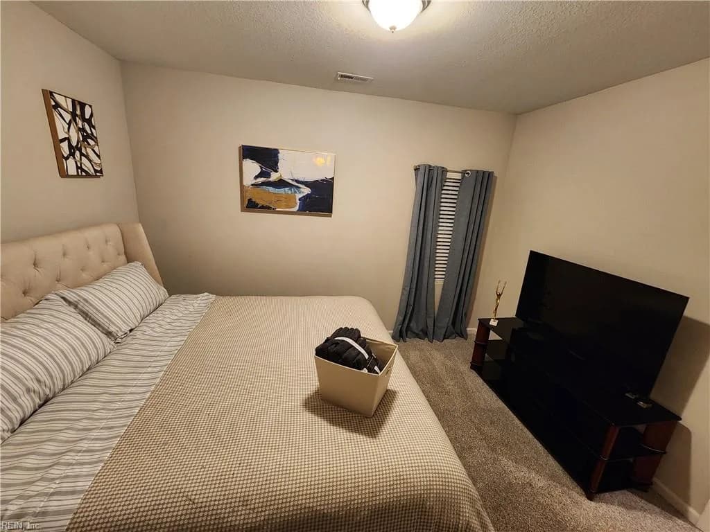 413 Walker Avenue, Norfolk VA 23523 - Photo 5