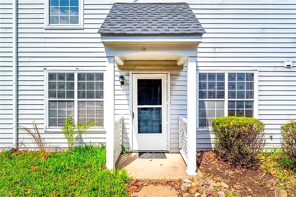 364 Thorncliff Drive, Newport News — 2 bed Residential, 1,252 sqft