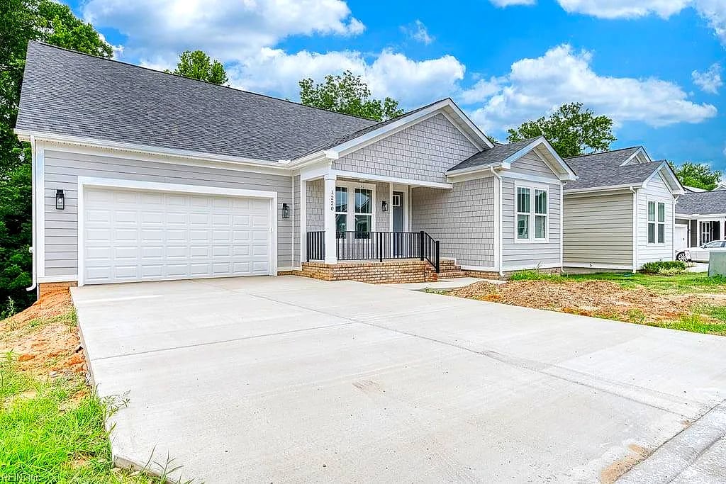 1228 Hitchens Lane, Williamsburg — 3 bed Residential, 2,395 sqft