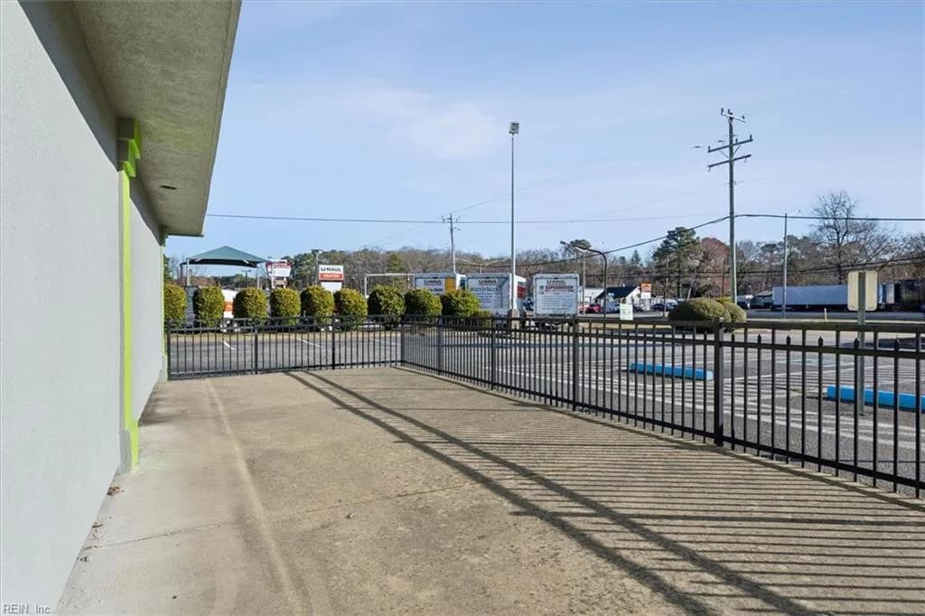 14859 Warwick Boulevard, Newport News VA 23608 - Photo 4
