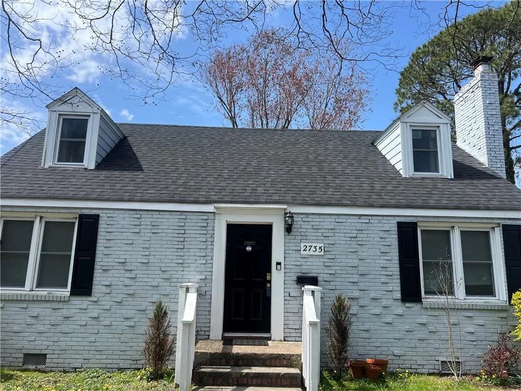 2735 Keller AVE - Main photo