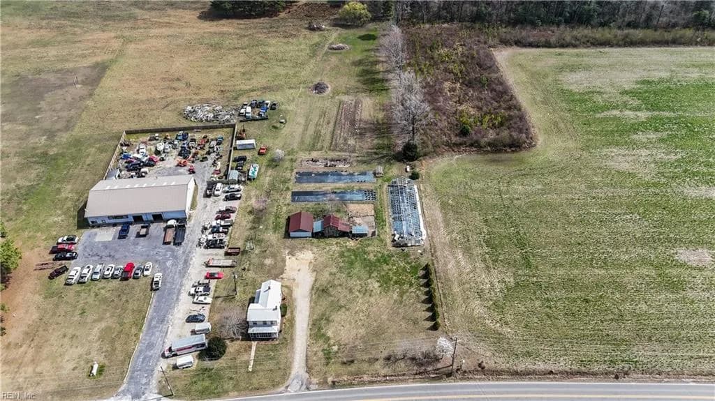 11450 Rolfe HWY, ELBERON VA 23846 - Photo 5