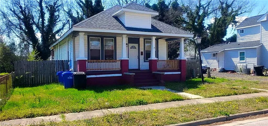 1415 Summit AVE, PORTSMOUTH VA 23704
