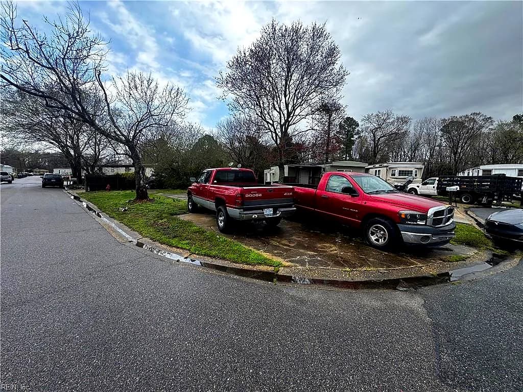 1268 Hawk AVE, VIRGINIABEACH VA 23453 - Photo 3