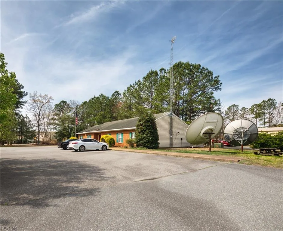6267 Professional DR, GLOUCESTER VA 23061