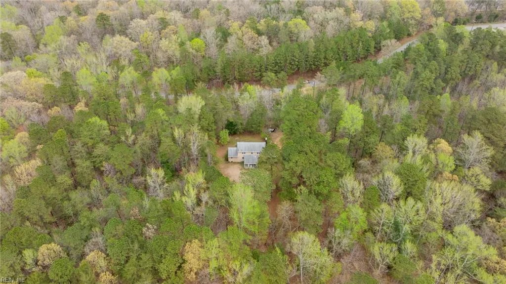 292 Jolly Pond RD, Williamsburg — 5 bed Residential, 2,016 sqft