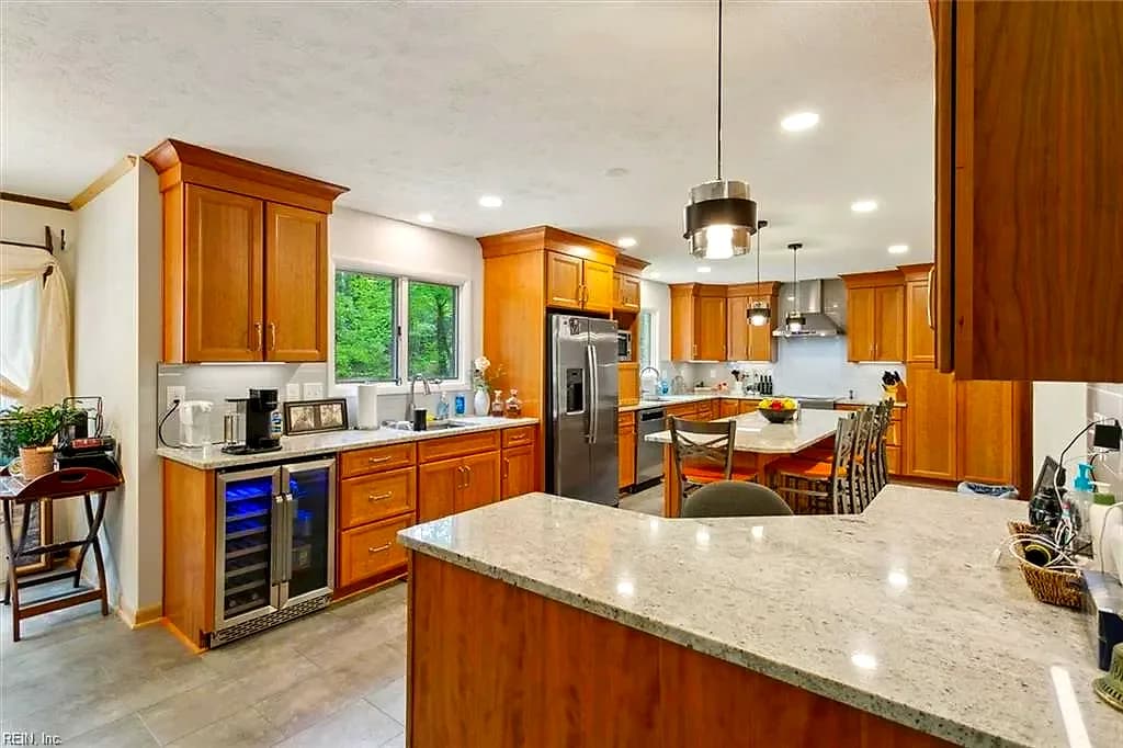 107 Brokenbridge RD, YORKTOWN VA 23692 - Photo 5