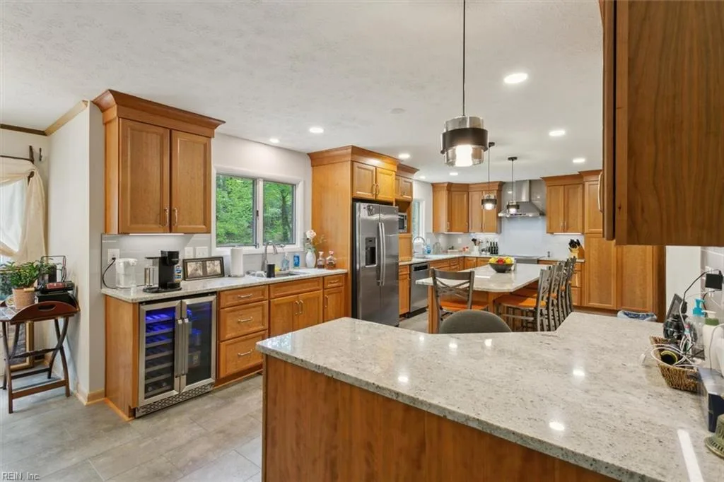 107 Brokenbridge RD, YORKTOWN VA 23692 - Photo 5