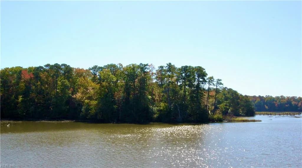 117 Northpoint DR, WILLIAMSBURG VA 23185 - Photo 2
