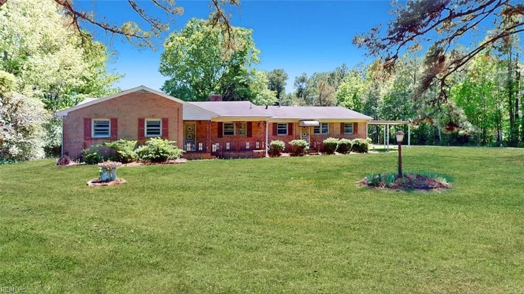 3702 Nansemond PW, Suffolk — 6 bed Residential, 2,463 sqft