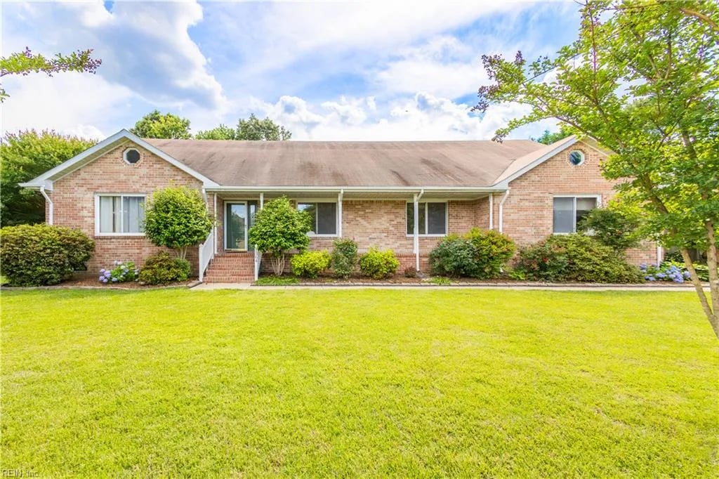 1364 Sir Richard RD, Virginia Beach — 5 bed Residential, 4,919 sqft
