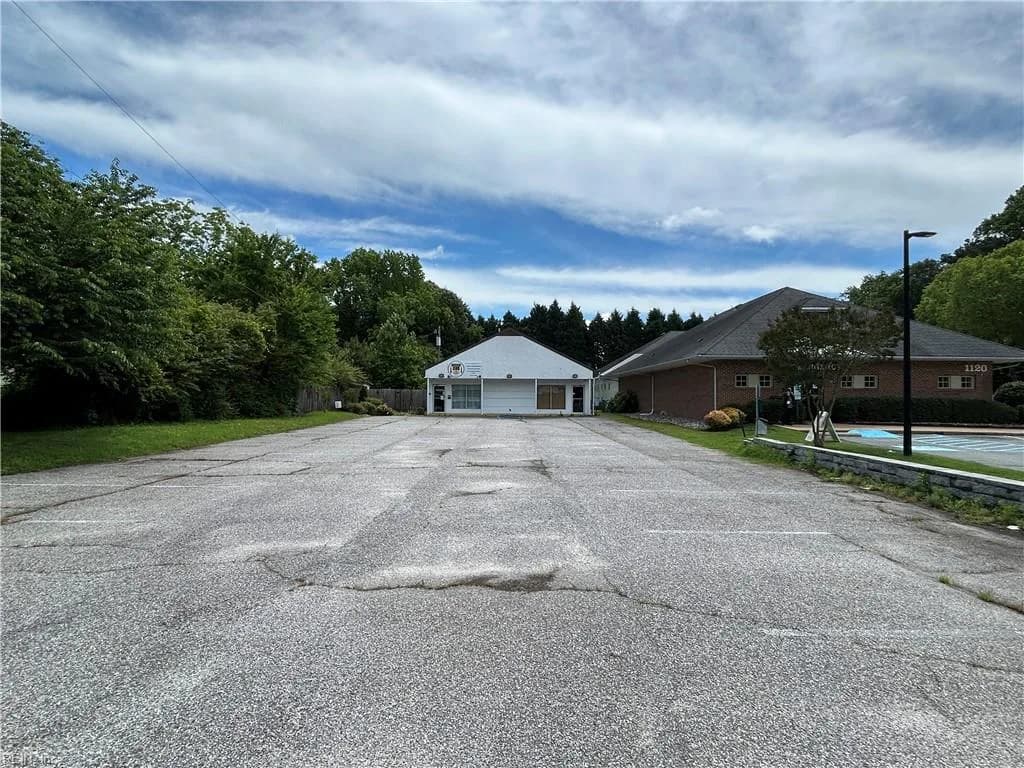 1126 George Washington Mem HWY, YORKTOWN VA 23693 - Photo 3