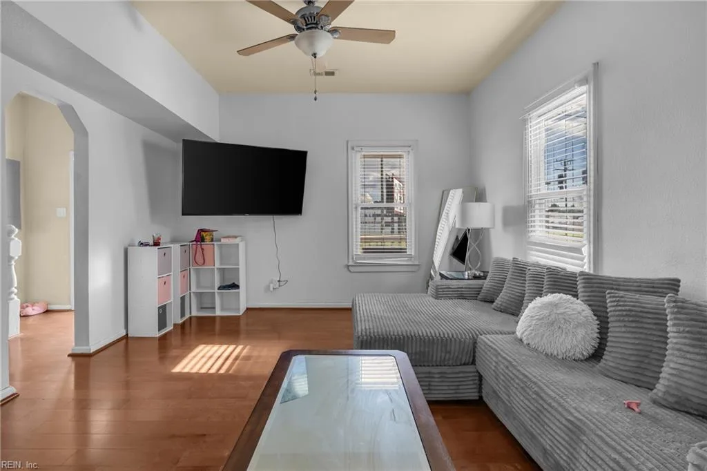 2020 County ST, PORTSMOUTH VA 23704 - Photo 4