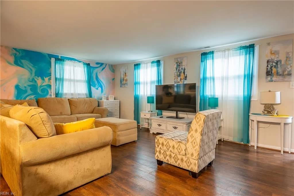2108 Andrews BLVD, HAMPTON VA 23663 - Photo 3