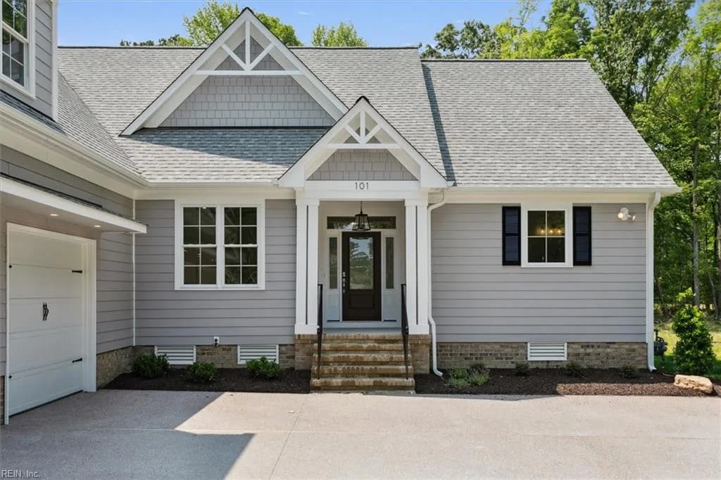 405 Octavia DR, YORKTOWN VA 23693 - Photo 4