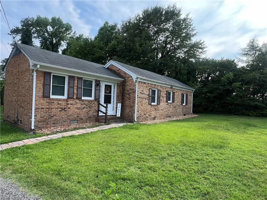 205 Country Club RD, FRANKLIN VA 23851 - Photo 3