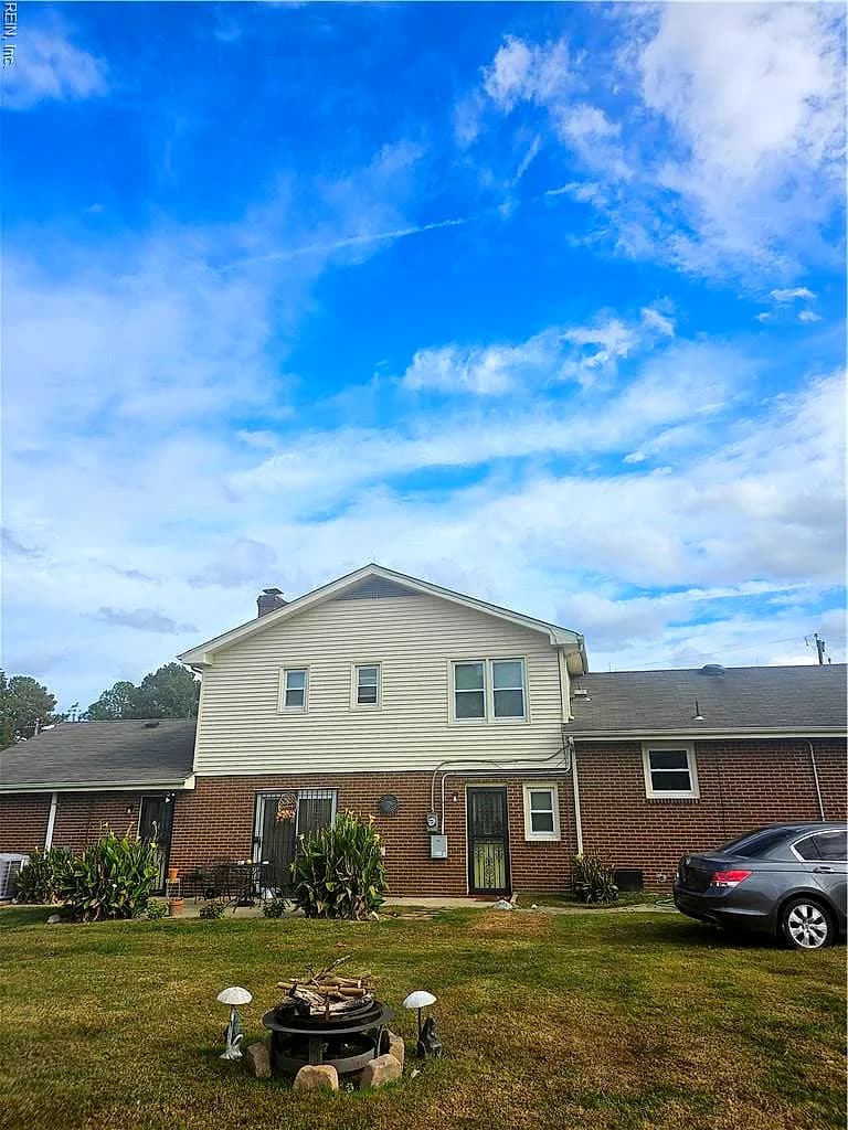 904 Flintfield CRES, CHESAPEAKE VA 23321 - Photo 4