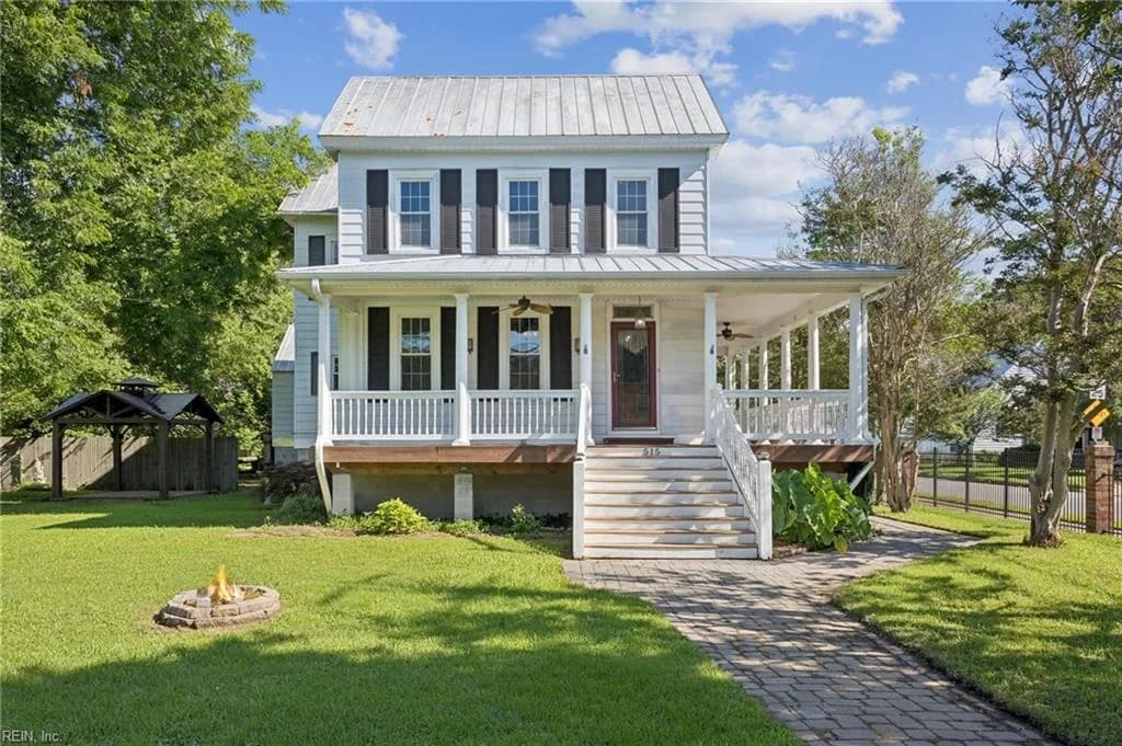 515 Beach RD, HAMPTON VA 23664 - Main photo