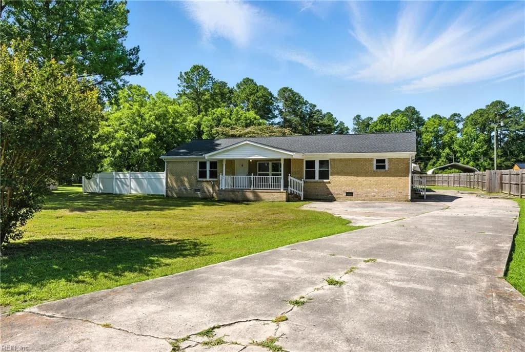 1086 Johnson CIR, FRANKLIN VA 23851 - Photo 3